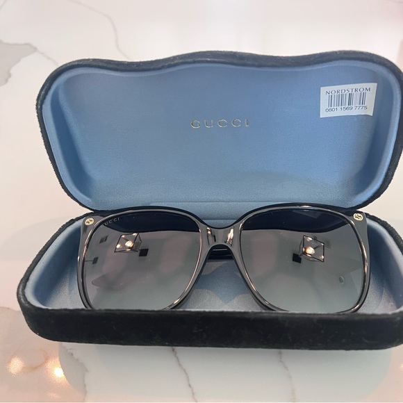 GUCCI CAT EYE SUNGLASSES - Picture 3 of 10